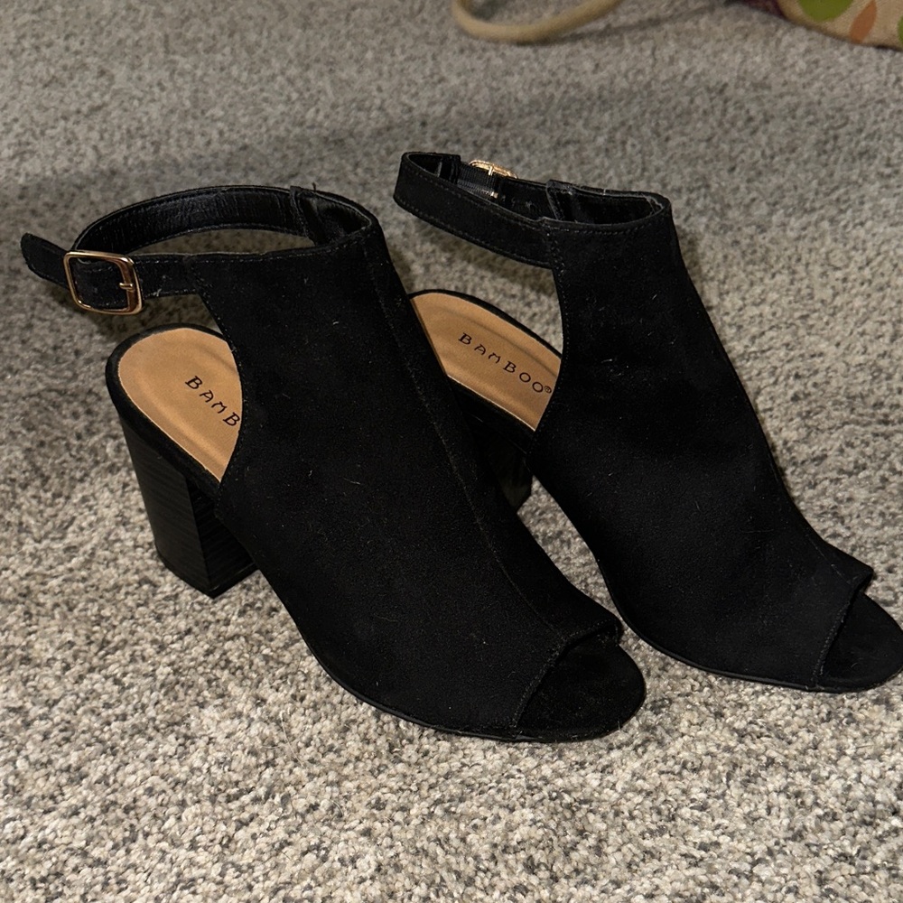BAMBOO Black Open-Toe Heeled Sandals
